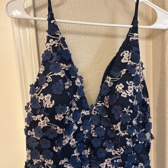 Xscape Navy and Blush floral gown - Picture 2 of 8